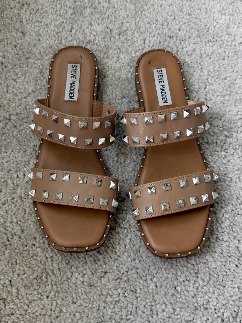 Steve Madden Studded Sandals Tan Size 8.5